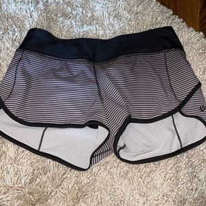 Lulu lemon speed SWIM short